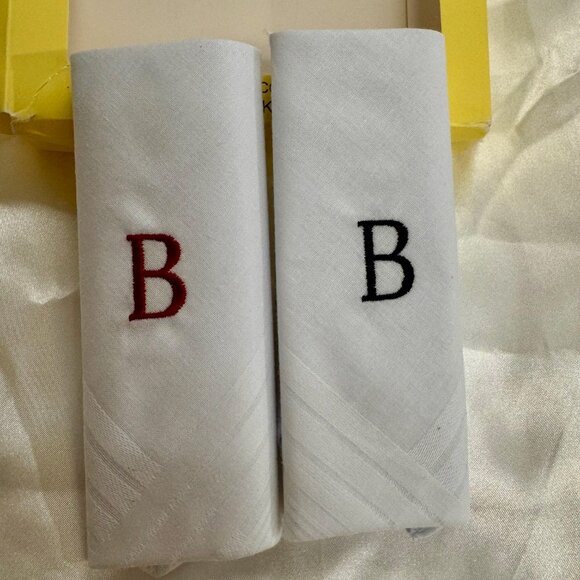 NIB Moda Di Raza Monogrammed "B" Handkerchief set of 2 - Picture 1 of 3